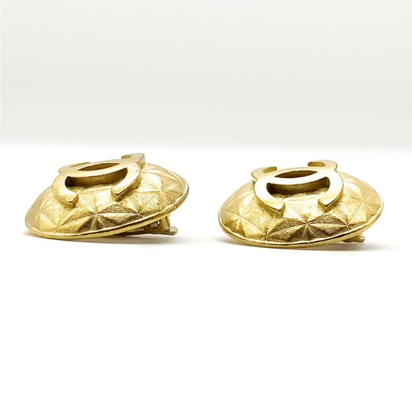 Chanel Gold Plated Clip On Earrings - Picture 3 of 9